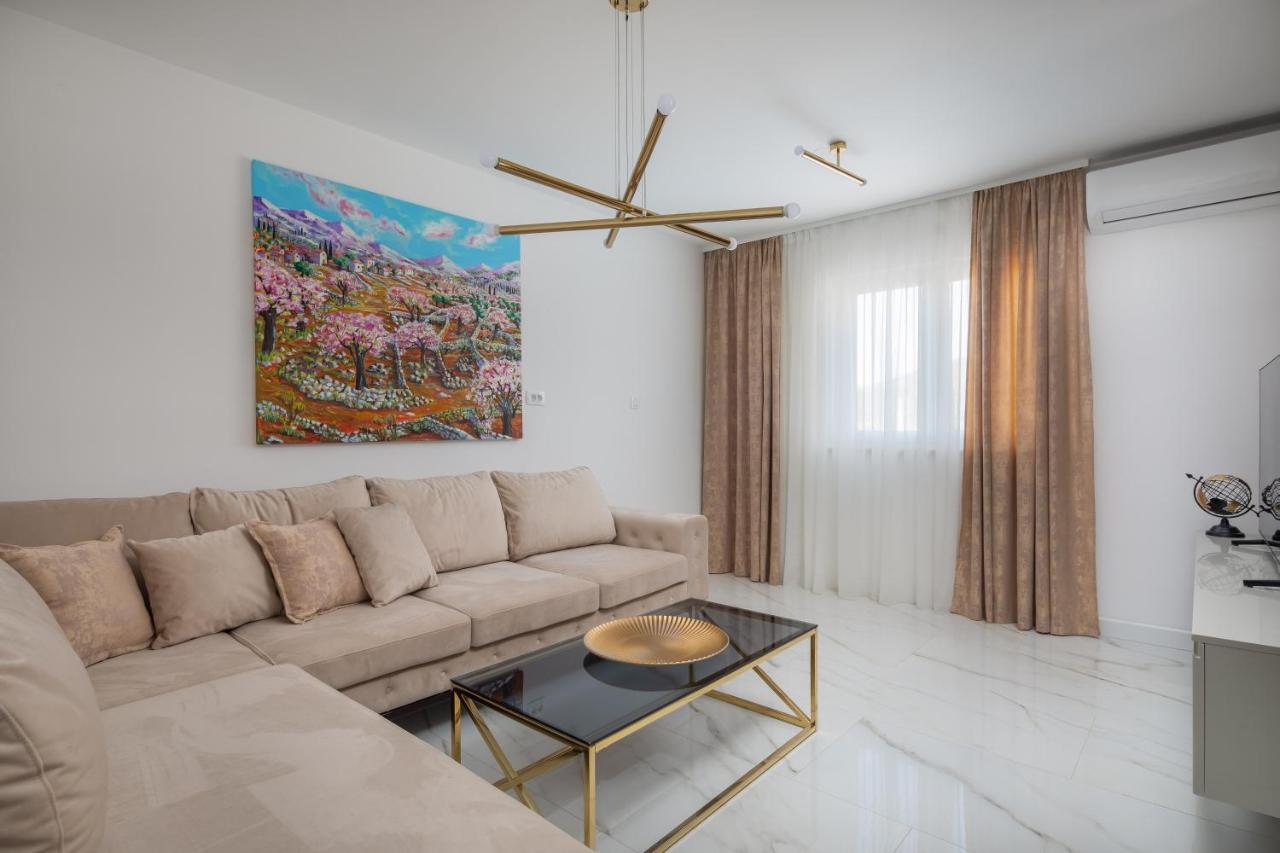 Apartments Villa Maracella マリナ エクステリア 写真