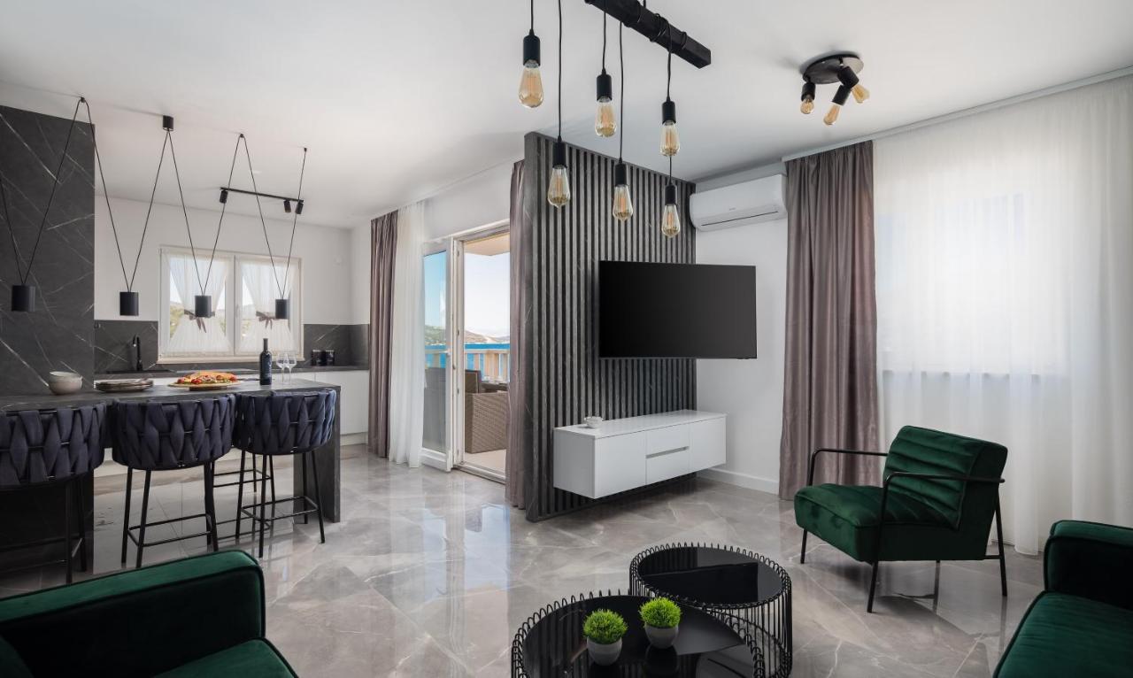 Apartments Villa Maracella マリナ エクステリア 写真