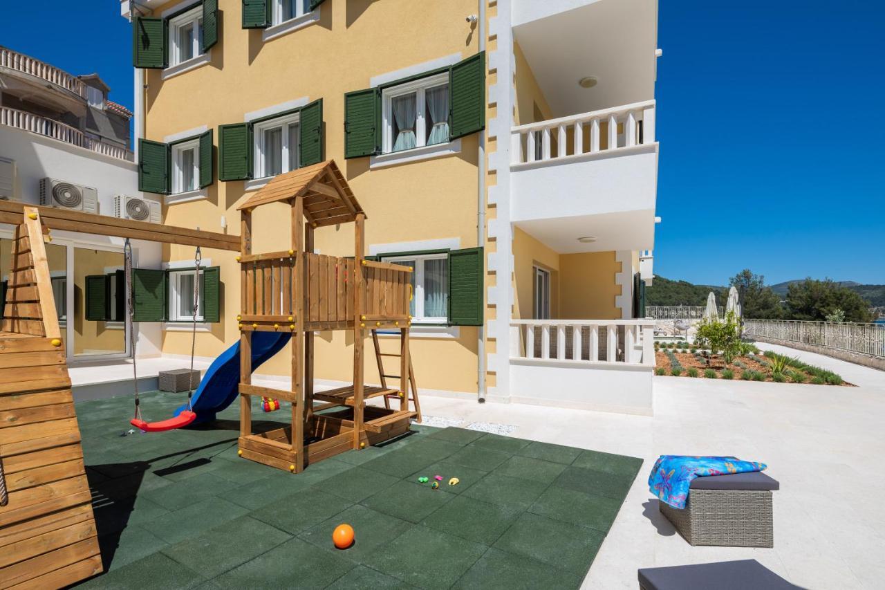 Apartments Villa Maracella マリナ エクステリア 写真